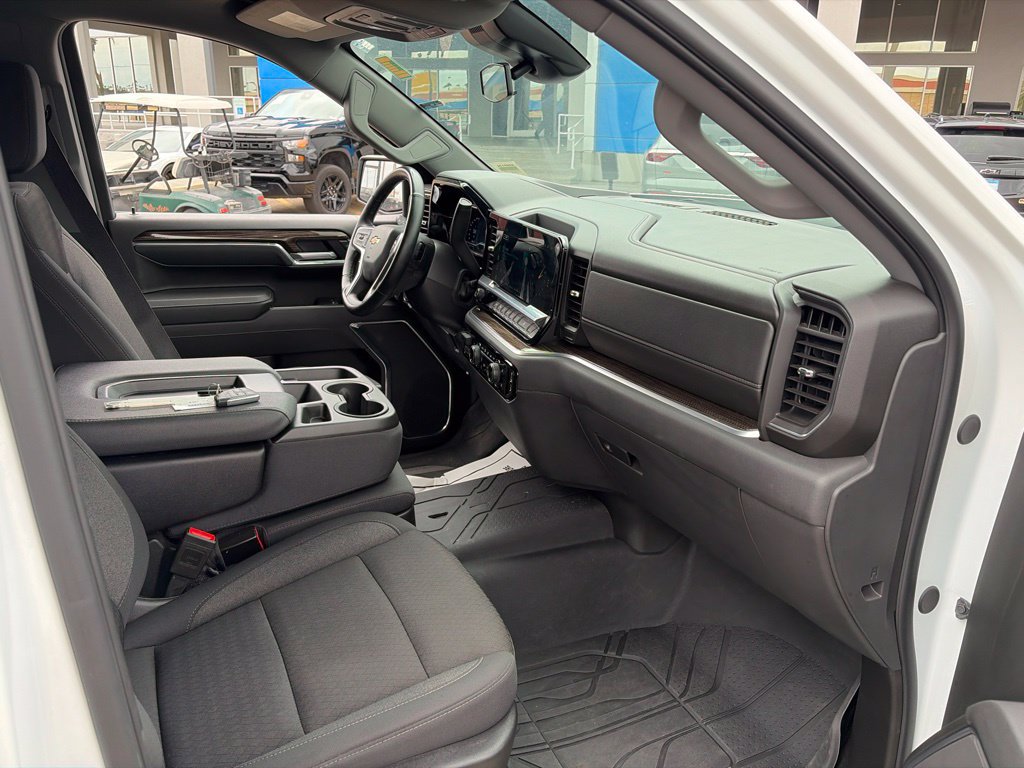 Used 2025 Chevrolet Silverado 1500 LT w/ Texas Edition Plus AWD/4WD image 11
