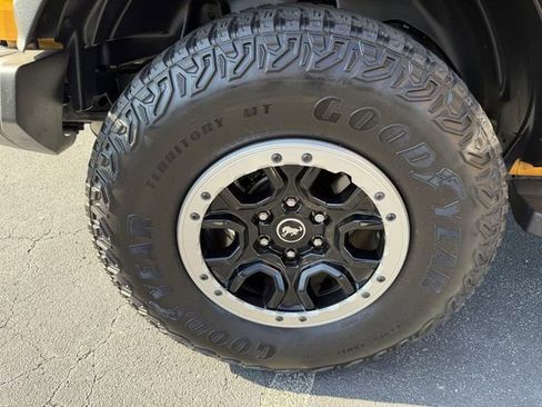 Used 2022 Ford Bronco Badlands AWD/4WD image 48