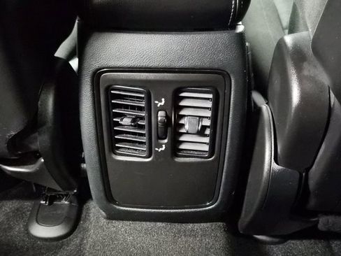 Used 2022 Dodge Durango GT image 15