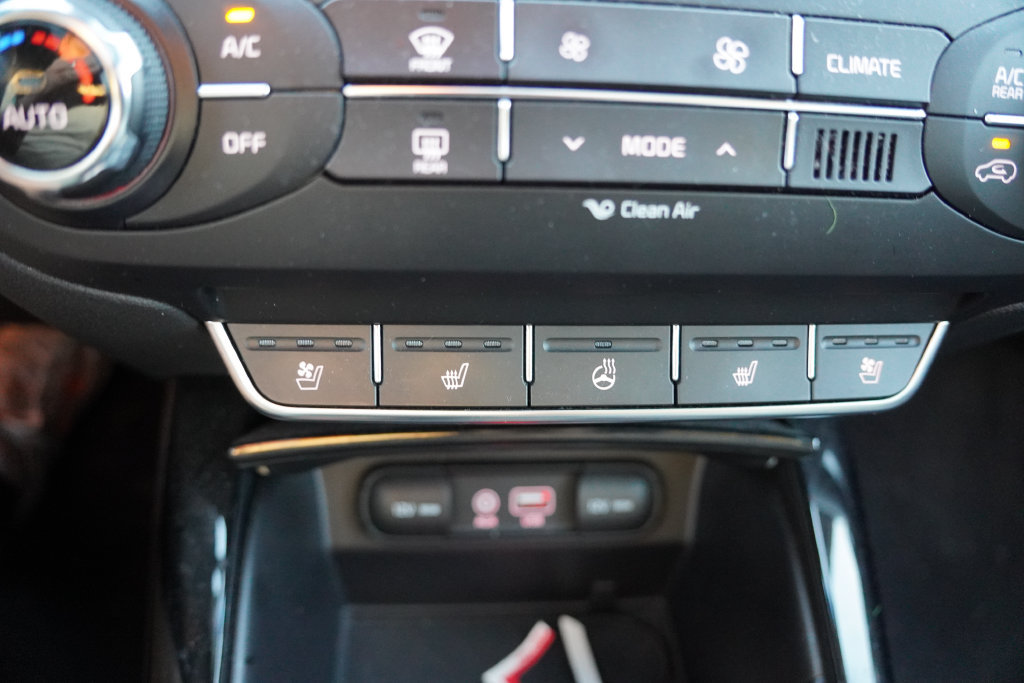 Used 2017 Kia Sorento SX AWD/4WD image 8