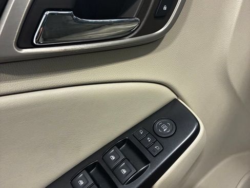 Used 2019 GMC Yukon Denali AWD/4WD image 17