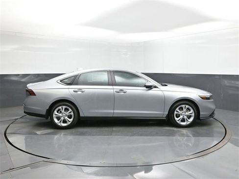 New 2025 Honda Accord LX image 26