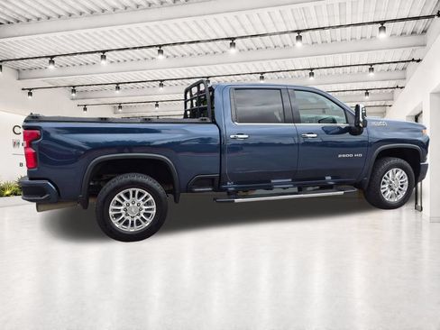 Used 2020 Chevrolet Silverado 2500 High Country w/ Z71 Off-Road Package AWD/4WD image 12