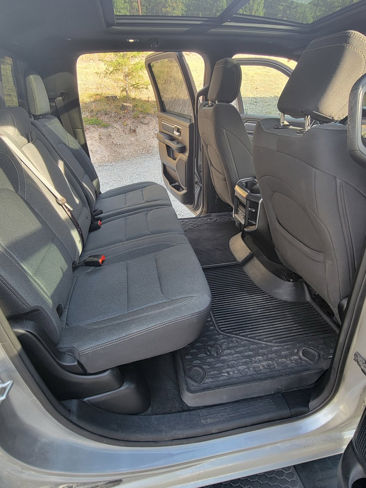 Used 2020 RAM 1500 Big Horn AWD/4WD image 11