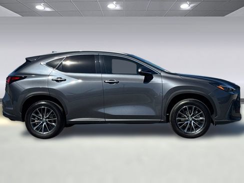 Used 2024 Lexus NX 250 FWD w/ Cold Area Package image 8
