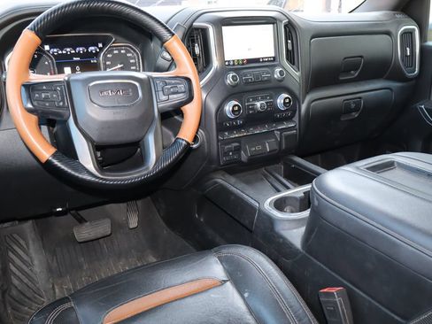 Used 2020 GMC Sierra 2500 AT4 w/ AT4 Premium Package AWD/4WD image 5