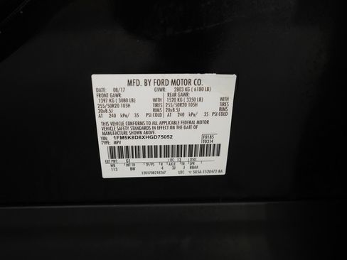 Used 2017 Ford Explorer XLT w/ Equipment Group 202A image 25