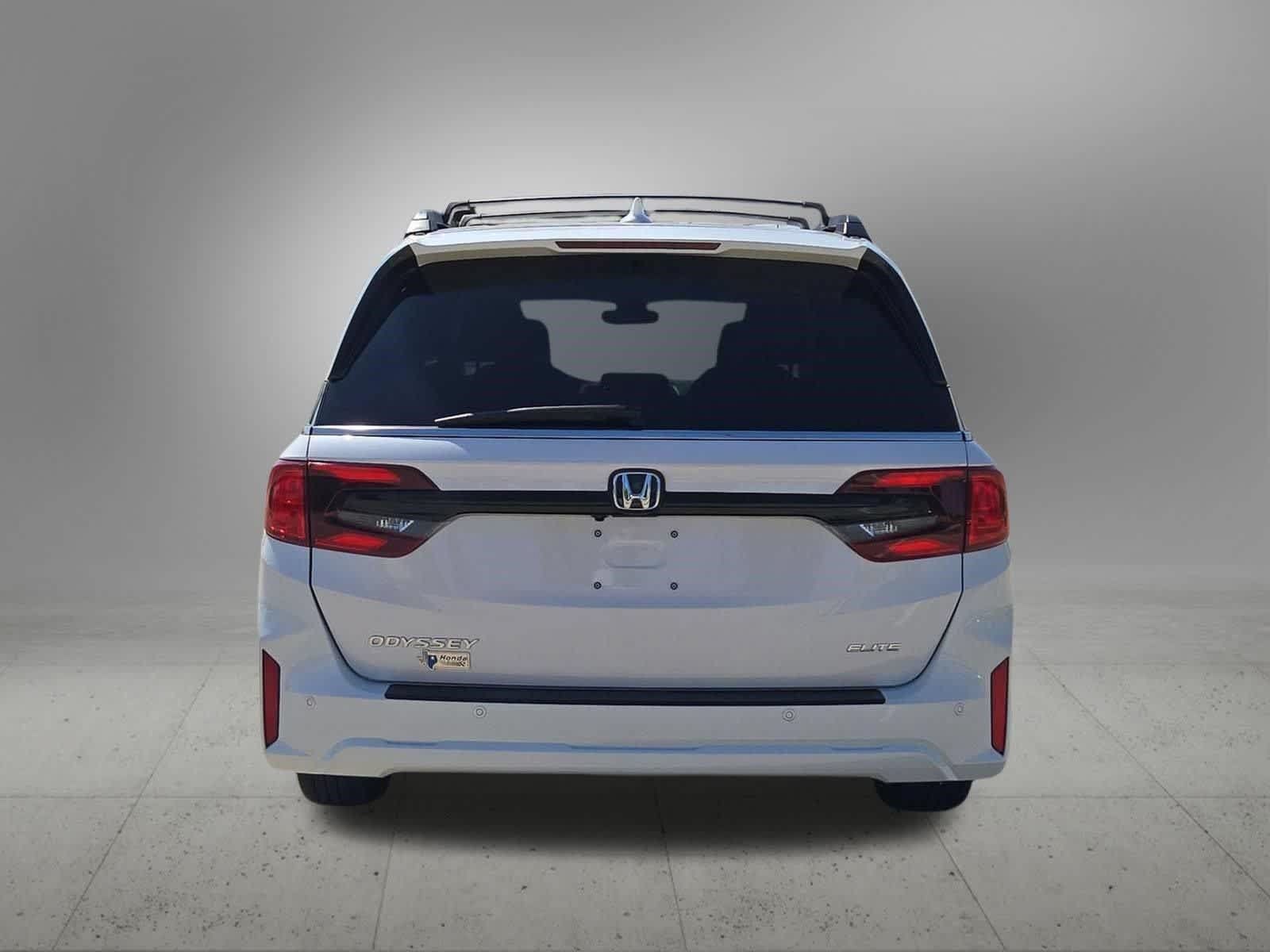 Used 2025 Honda Odyssey Elite image 5
