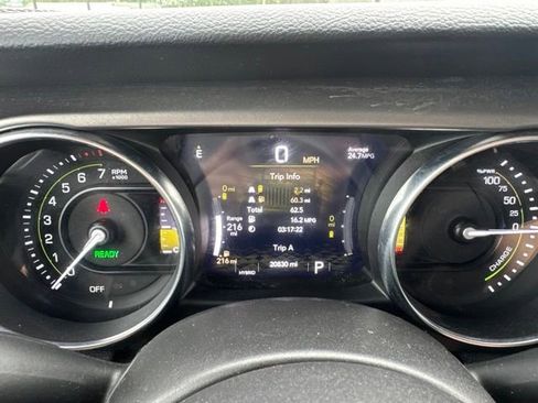 Used 2023 Jeep Wrangler Unlimited w/ Cold Weather Group AWD/4WD image 17