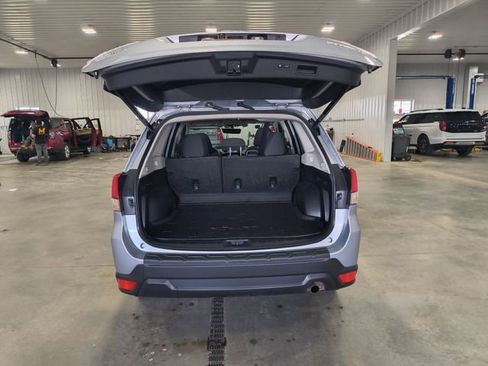 Used 2021 Subaru Forester Premium AWD/4WD image 24