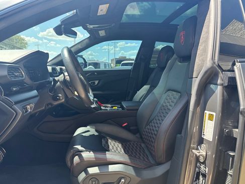 Used 2021 Lamborghini Urus AWD/4WD image 7