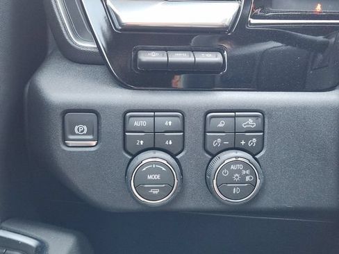 New 2026 Chevrolet Silverado 3500 High Country w/ High Country Premium Package AWD/4WD image 22