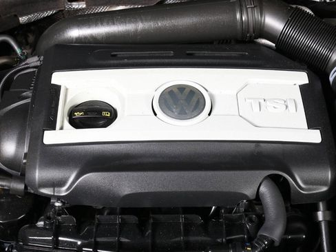 Used 2016 Volkswagen CC Sport FWD image 10