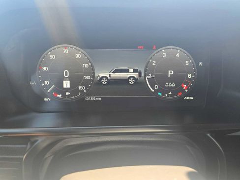 Used 2025 Land Rover Defender 110 S AWD/4WD image 24
