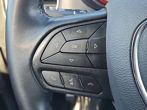 Used 2023 Dodge Charger SXT image 39