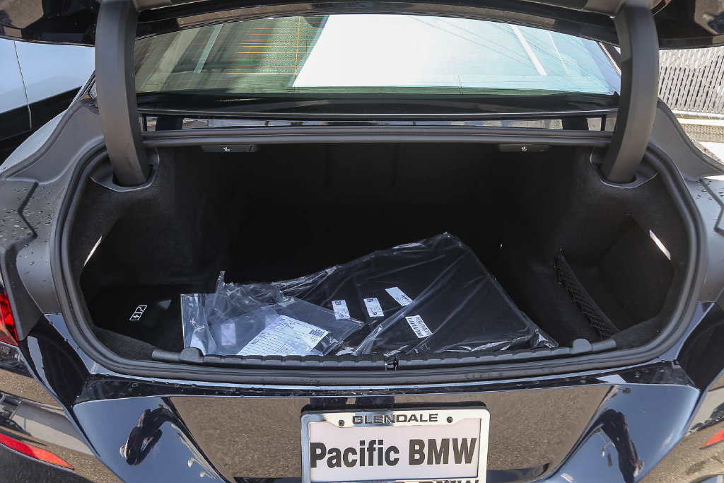 Used 2026 BMW 840i w/ M Sport Professional Package RWD image 23