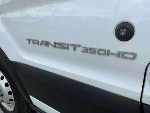 Certified 2022 Ford Transit 350 DRW RWD image 30