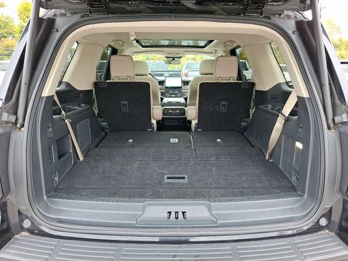 Certified 2024 Ford Expedition Limited image 33