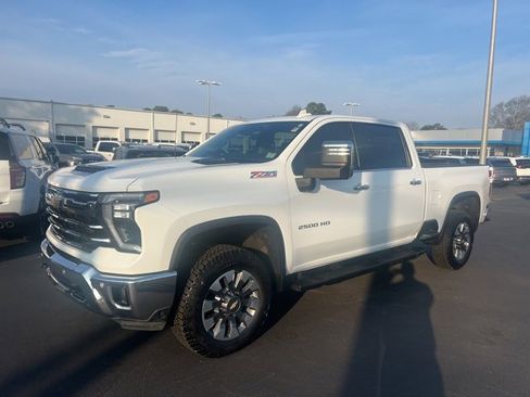 Used 2024 Chevrolet Silverado 2500 LTZ w/ LTZ Plus Package image 1