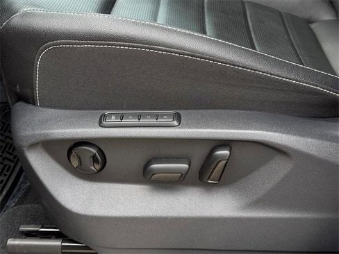 Certified 2025 Volkswagen Atlas SEL image 13