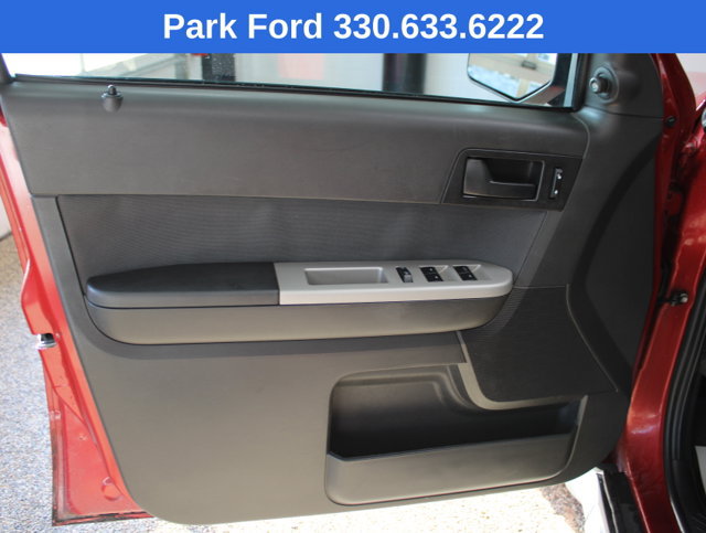 Used 2010 Ford Escape XLT FWD image 11