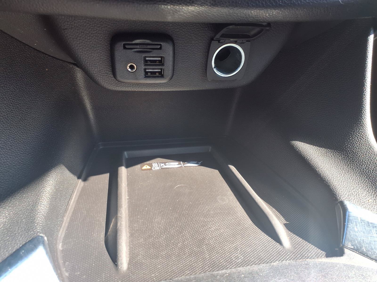 Used 2023 Chevrolet Traverse Premier FWD image 25
