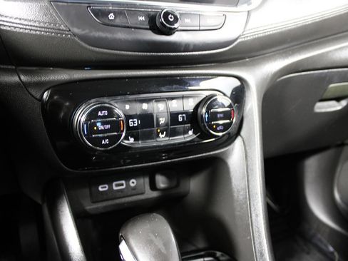 Used 2021 Buick Encore GX Select AWD/4WD image 22