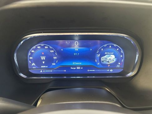 Used 2024 Chevrolet Tahoe LT w/ LT Signature Plus Package image 21