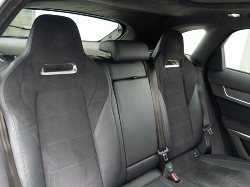 Used 2022 Jaguar F-PACE SVR image 37