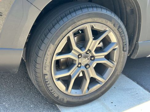 Used 2023 Honda Pilot Sport image 8