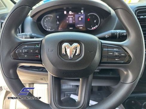 Used 2023 RAM ProMaster 2500 image 21