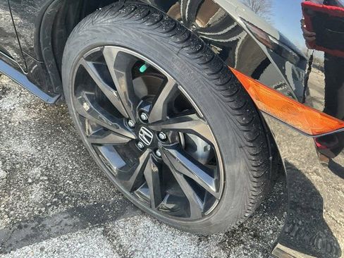 Used 2017 Honda Civic Sport Touring image 19