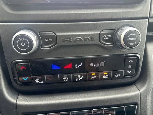 Used 2023 RAM ProMaster 2500 image 24