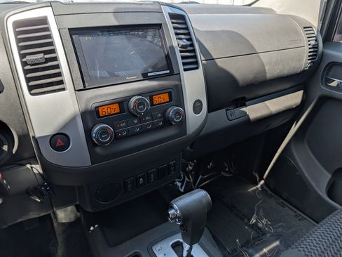 Used 2016 Nissan Frontier SV w/ SV Value Truck Package RWD image 31