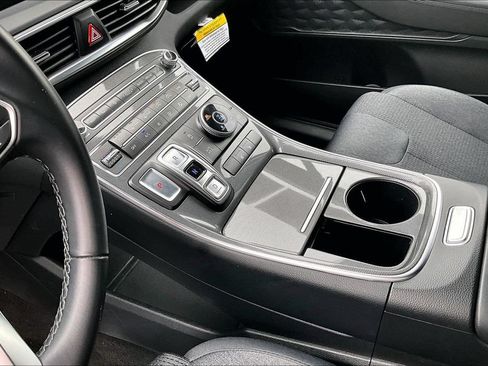 Certified 2023 Hyundai Santa Fe SEL AWD/4WD image 10