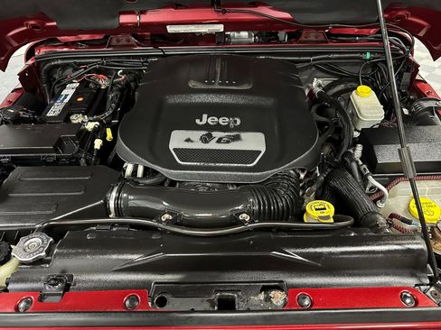 Used 2012 Jeep Wrangler Sahara w/ Trailer Tow Group image 40