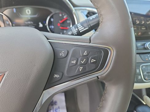 Used 2024 Chevrolet Malibu LT FWD image 17