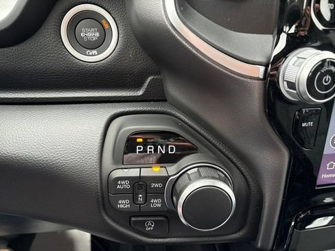New 2026 RAM 1500 Big Horn AWD/4WD image 18