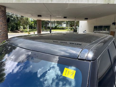 Used 2017 Land Rover Range Rover Sport SE AWD/4WD image 11