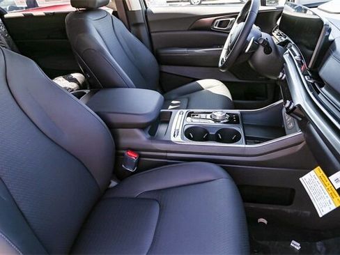 New 2026 Kia Carnival SX Prestige image 11