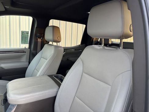 Used 2023 Chevrolet Silverado 1500 LTZ w/ LTZ Premium Package image 25