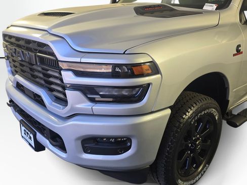 New 2026 RAM 2500 Tradesman AWD/4WD image 12