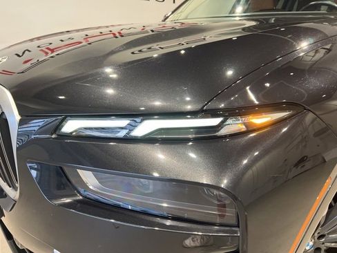 Used 2023 BMW X7 xDrive40i image 13