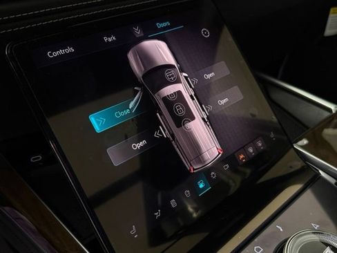 Certified 2026 Cadillac Escalade Platinum Sport AWD/4WD image 23
