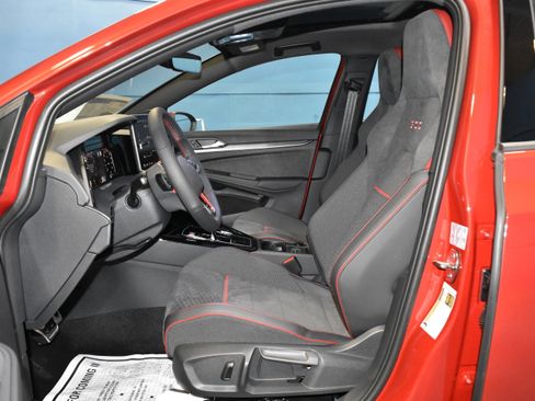 New 2025 Volkswagen GTI SE image 5