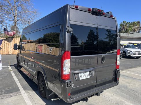 Used 2018 RAM ProMaster 3500 w/ Mopar Trailer Tow Group FWD image 7