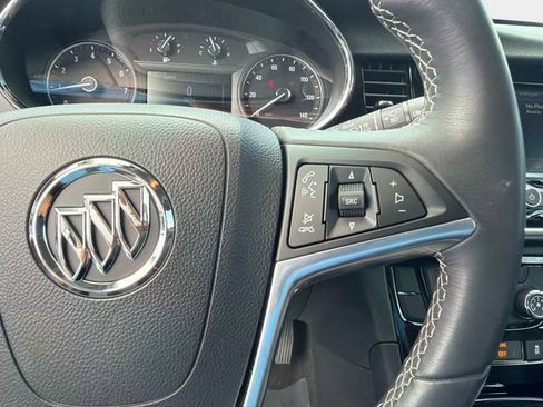 Used 2022 Buick Encore Preferred w/ Safety Package AWD/4WD image 27