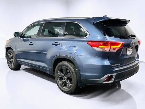 Used 2019 Toyota Highlander Limited Platinum AWD/4WD image 5