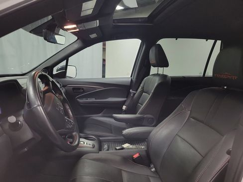 Used 2023 Honda Passport TrailSport image 12