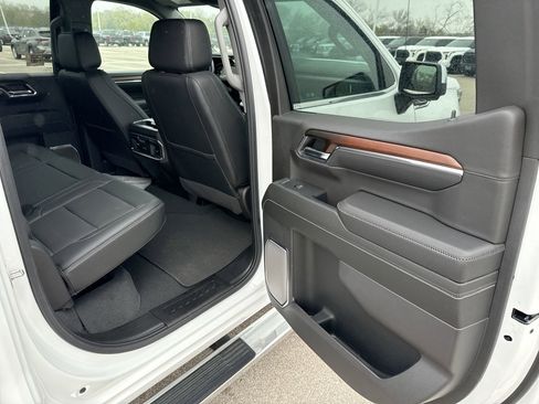 Used 2024 GMC Sierra 1500 Denali w/ Technology Package image 21